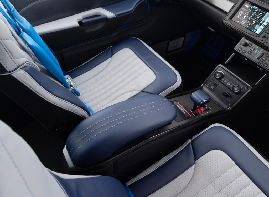 sr series 10000 center console