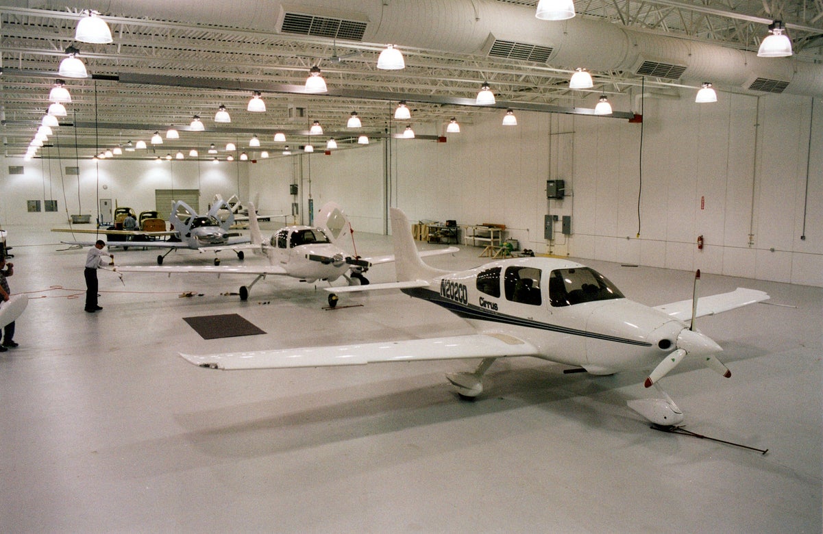 Generations of Innovation with the Cirrus SR Series
